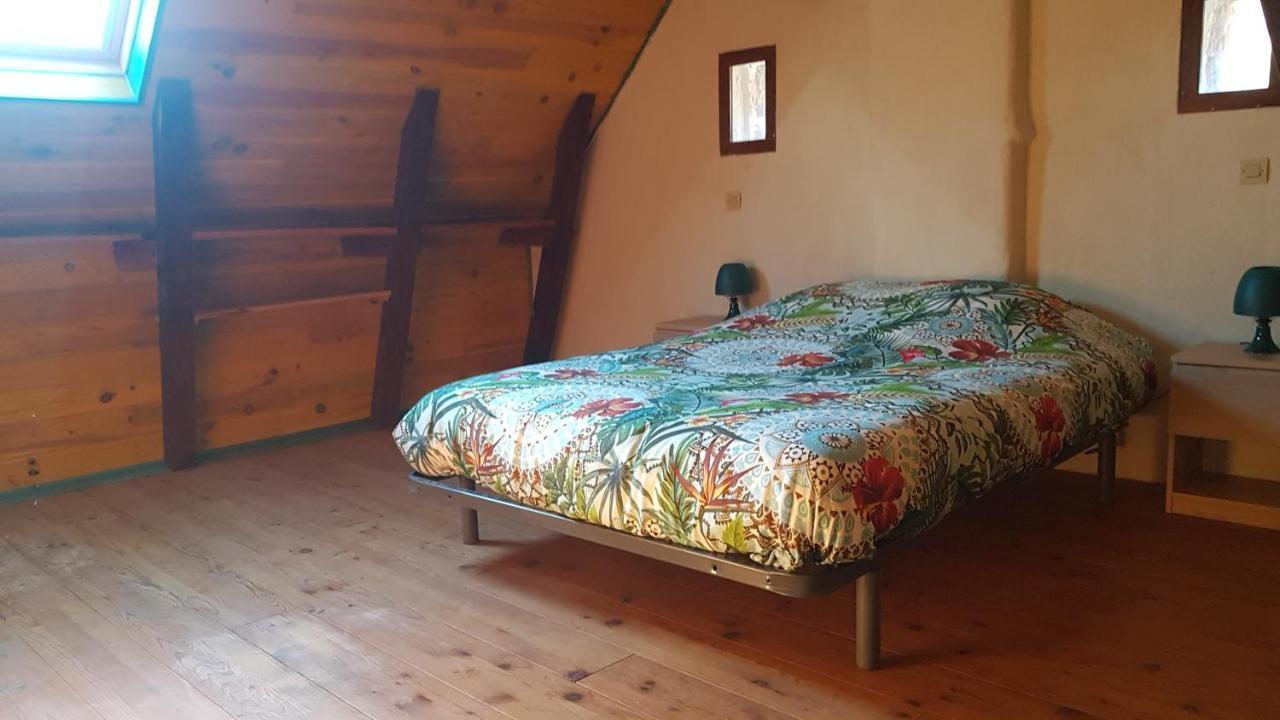 Maison Isolee Dans Les Vignes Et Les Bois Valady Экстерьер фото